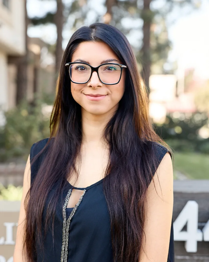 Photo of Alexis Hollstein